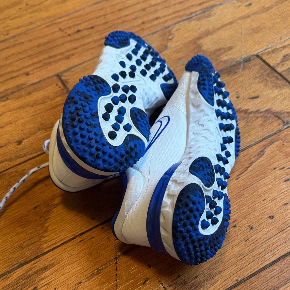 Nike Women’s Alpha Huarache Elite 4 Softball shoes - Picture 7 of 10